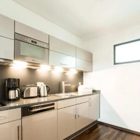 Ξενοδοχείο Suitess 5*