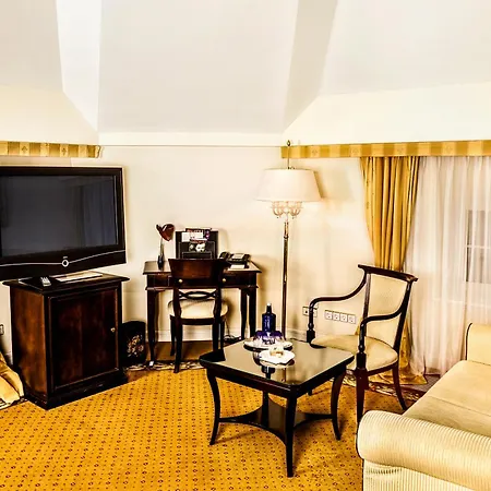 Suitess 5* Δρέσδη