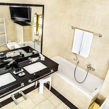 Ξενοδοχείο Suitess