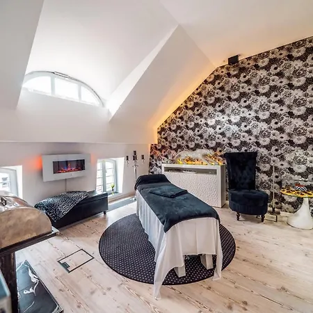 Ξενοδοχείο Suitess 5*